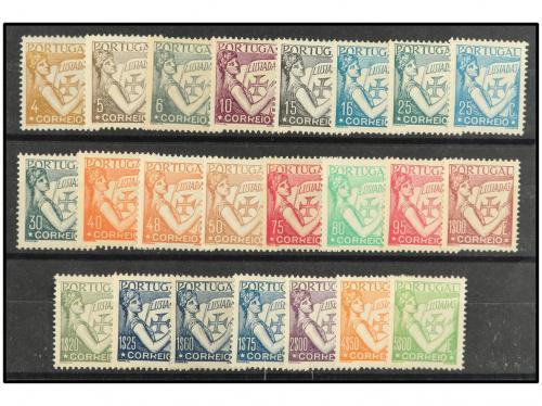 ** PORTUGAL. Yv. 529/46. SERIE COMPLETA (Mundifil 513/30 + 5