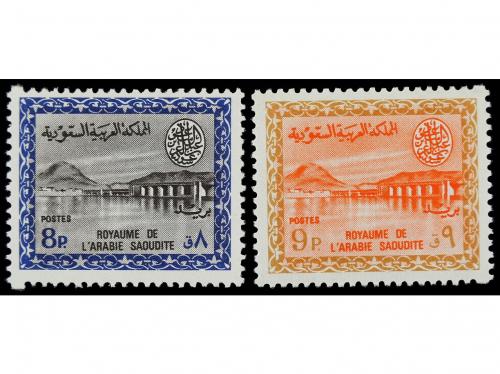 * ARABIA SAUDI. Yv. 336, 337. 8 y 9 pi. 